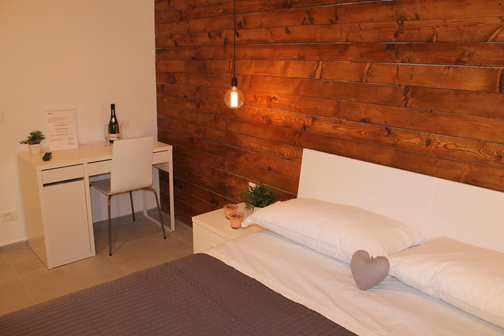 Bed and breakfast Girovagando Roma